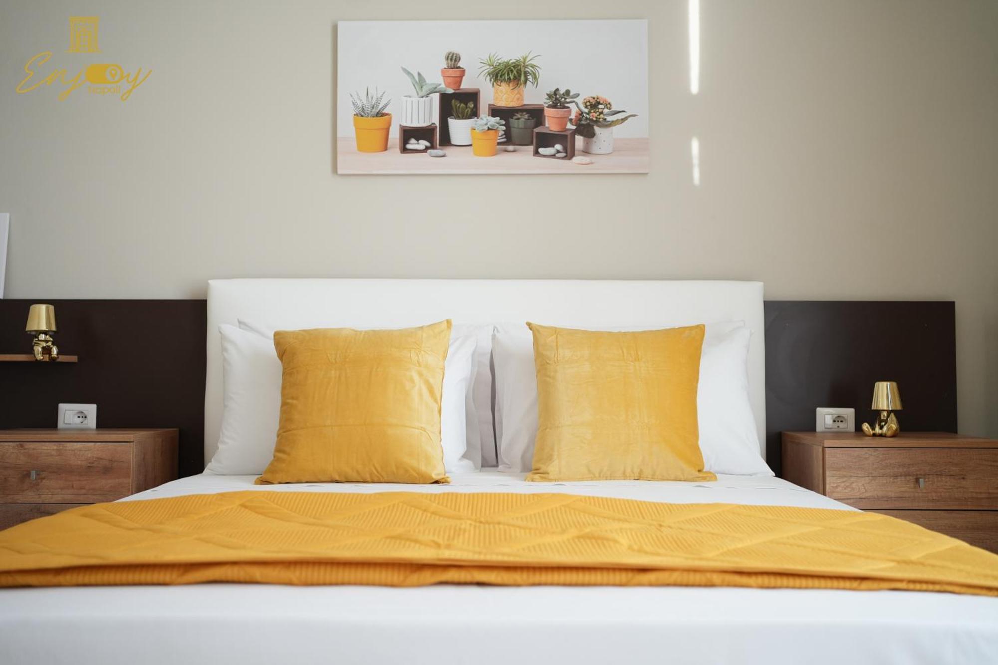 Enjoy Napoli - Exclusive Apartment ภายนอก รูปภาพ